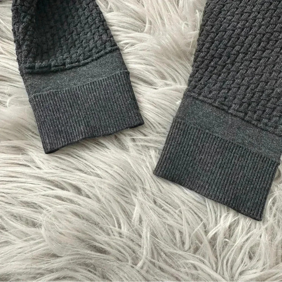 CLUB MONACO Callena Sweater in Charcoal Size Small - Picture 6 of 6